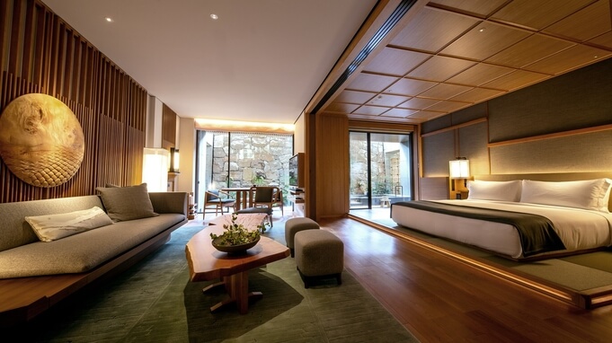 ＨＯＴＥＬ　ＴＨＥ　ＭＩＴＳＵＩ　ＫＹＯＴＯ　Onsenスイート（キング）