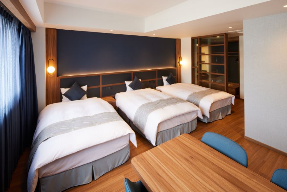HOTEL SAILS ベッド3台のモデレートトリプル