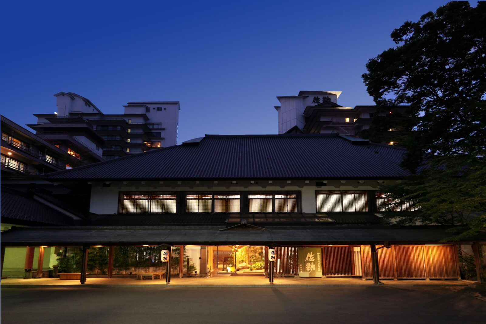 伝承千年の宿 佐勘 外観