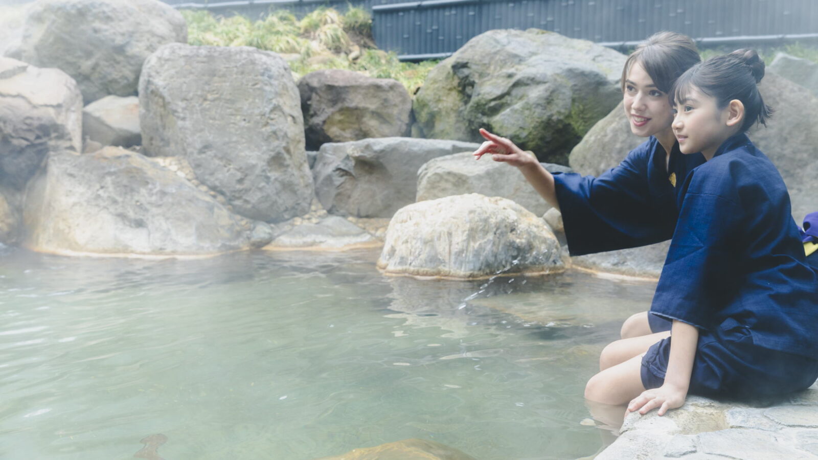 グランドメルキュール八ヶ岳 温泉露天風呂 お子様と一緒に自然に囲まれた露天風呂でほっこり
